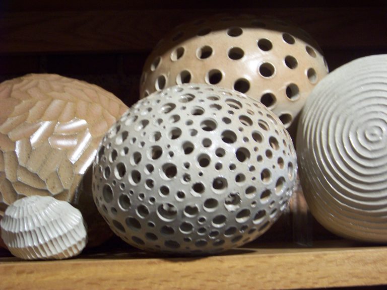 ¿TU BIBLIA TIENE AGUJEROS?